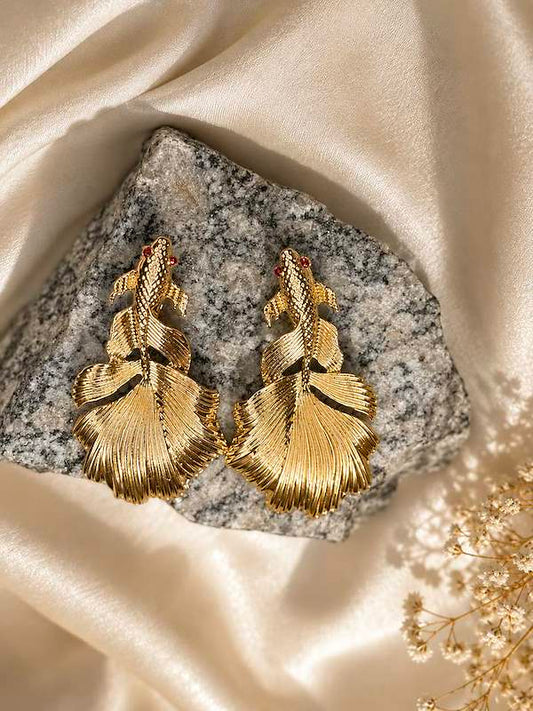 Cute & Koi Gold Earrings